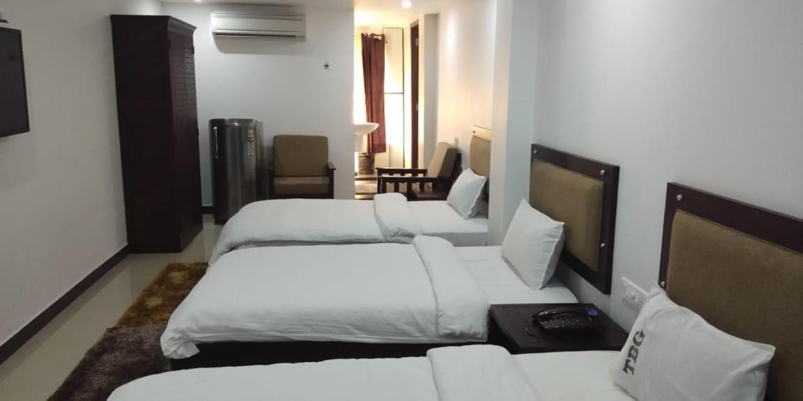 Hotel Alshifa Tbg Residency Perintalmanna Exterior foto